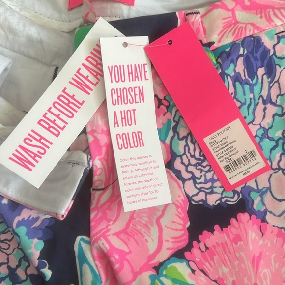 Lilly Pulitzer Callahan Knit Short. Size 2. - Picture 6 of 8